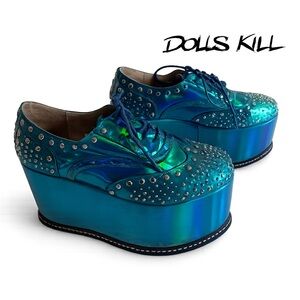 🩵💚💜 Dolls Kill Iridescent Blue Studded Platforms